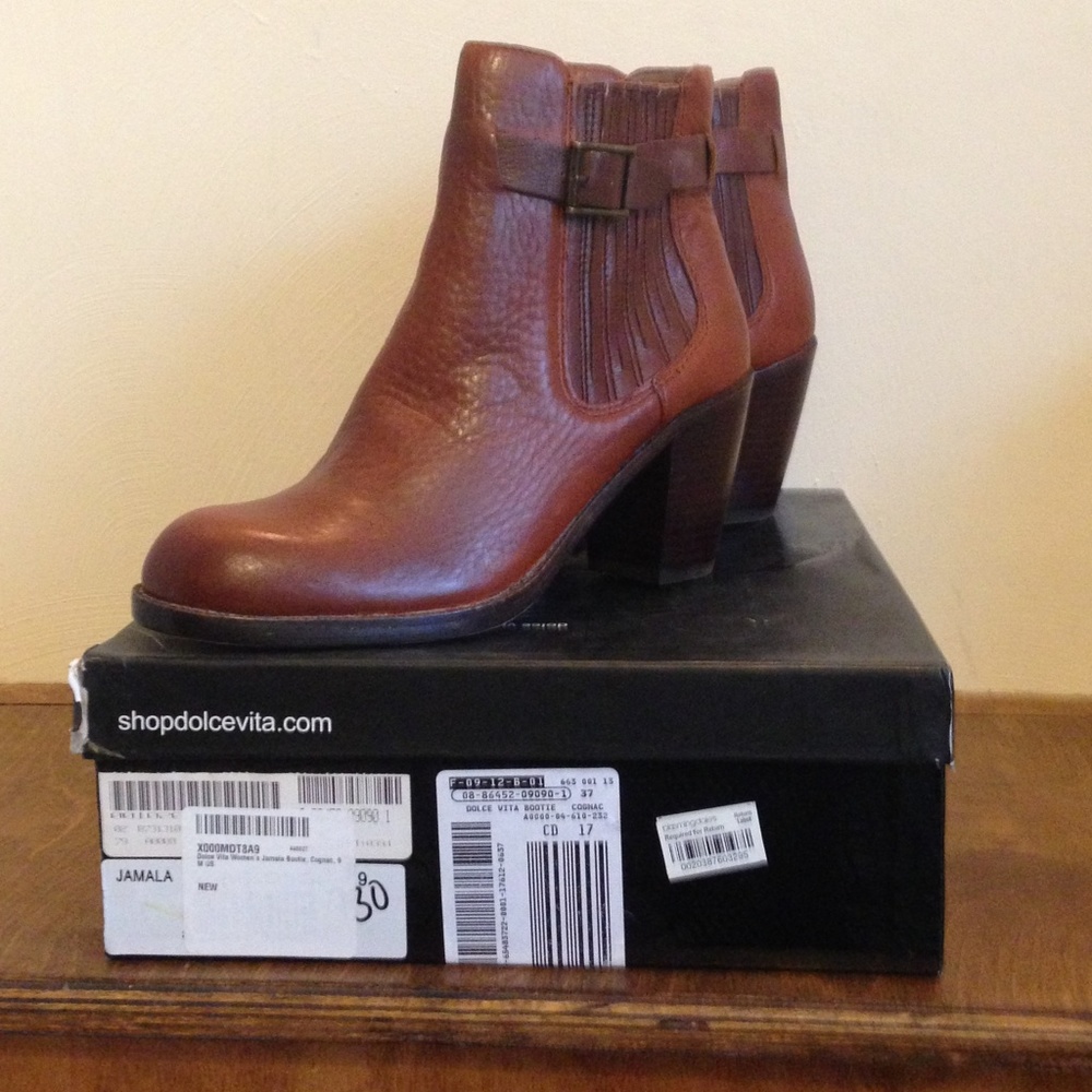 SOLD in bundle!! Dolce Vita Jamala Bootie